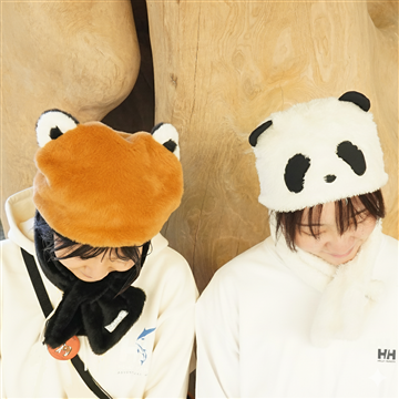 パンダフードマフラーで冬も快適